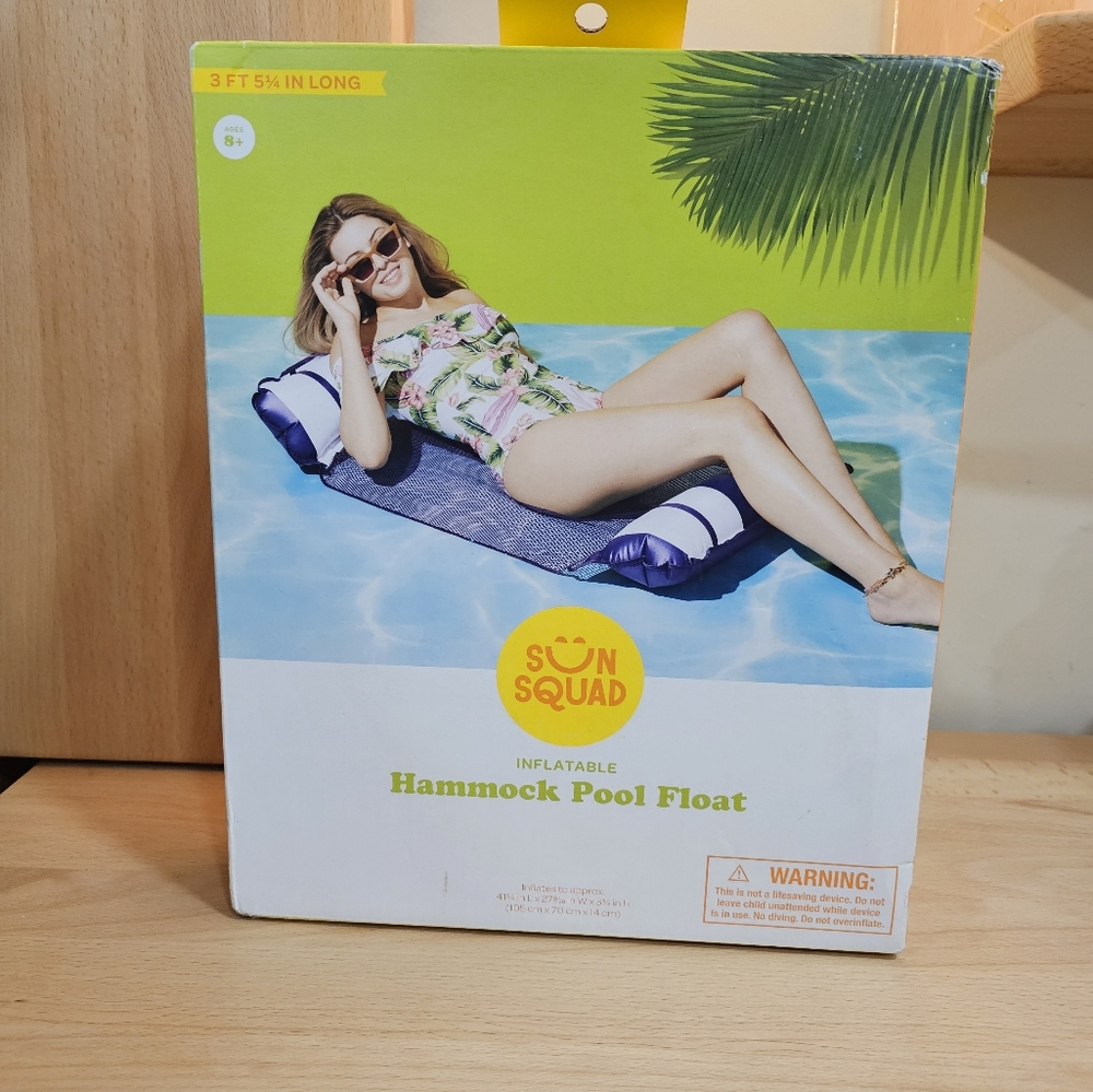Sun Squad Hammock Pool Float
